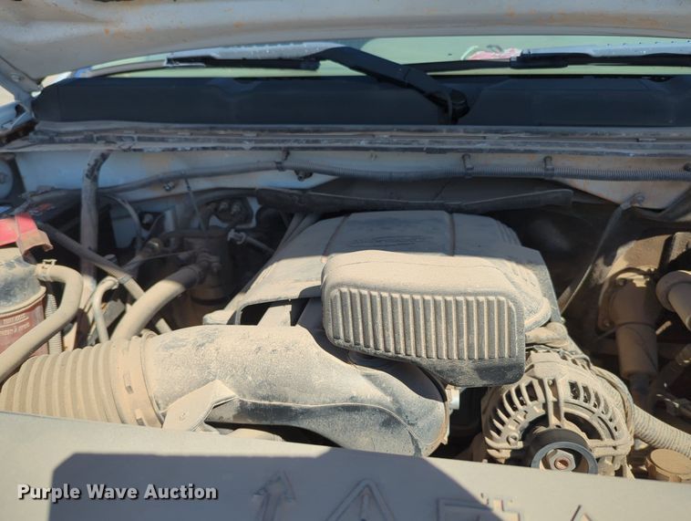 image for item MX9503 2012 Chevrolet Silverado 2500HD  Ext. Cab utility bed pickup truck