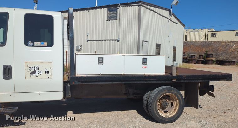 image for item MX9504 2015 International TerraStar  flatbed truck