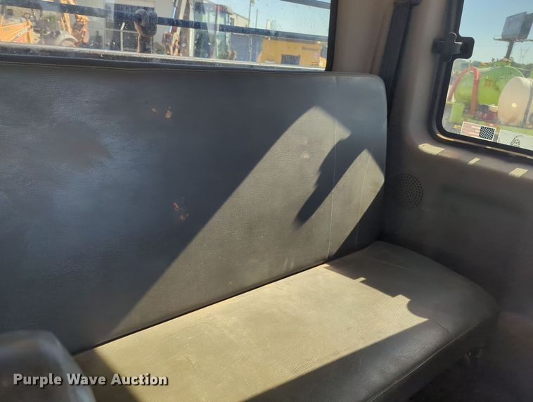 image for item MX9504 2015 International TerraStar  flatbed truck