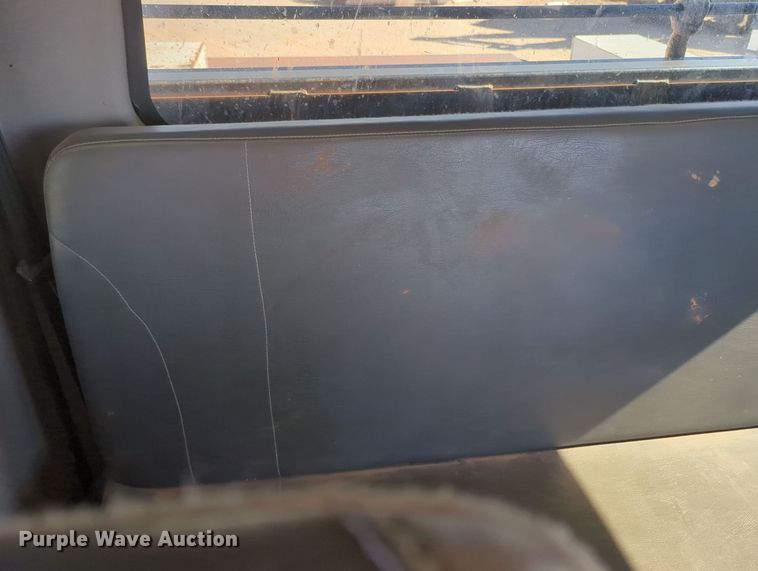 image for item MX9504 2015 International TerraStar  flatbed truck