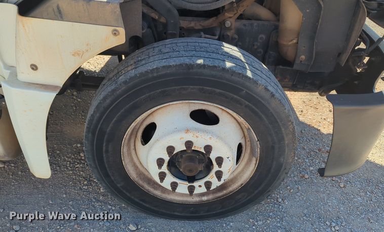 image for item MX9504 2015 International TerraStar  flatbed truck