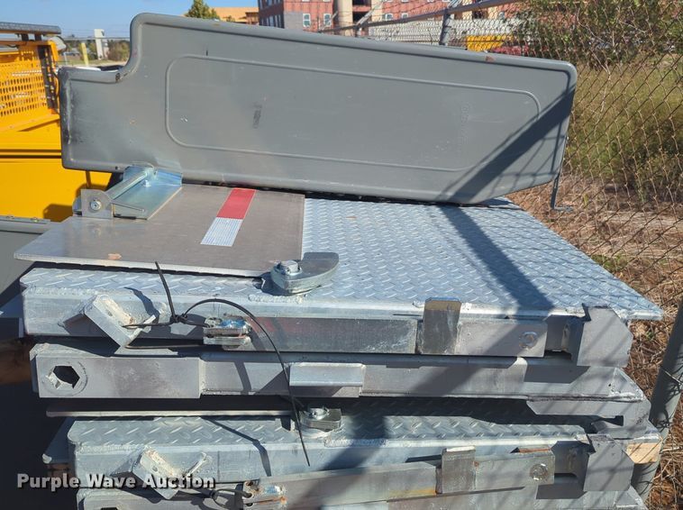 image for item MX9510 Automotive parts