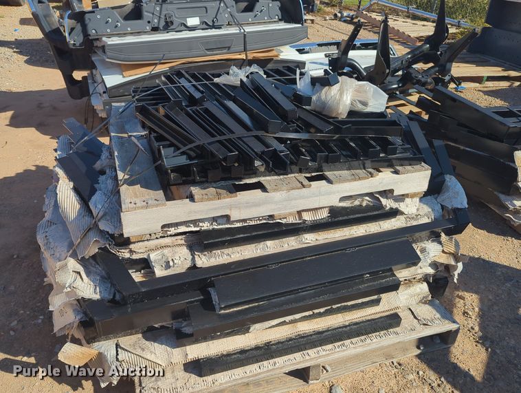 image for item MX9512 Approximately 75 headache racks