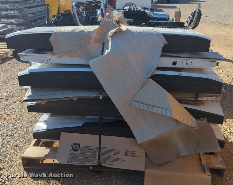 image for item MX9517 (8) tailgates