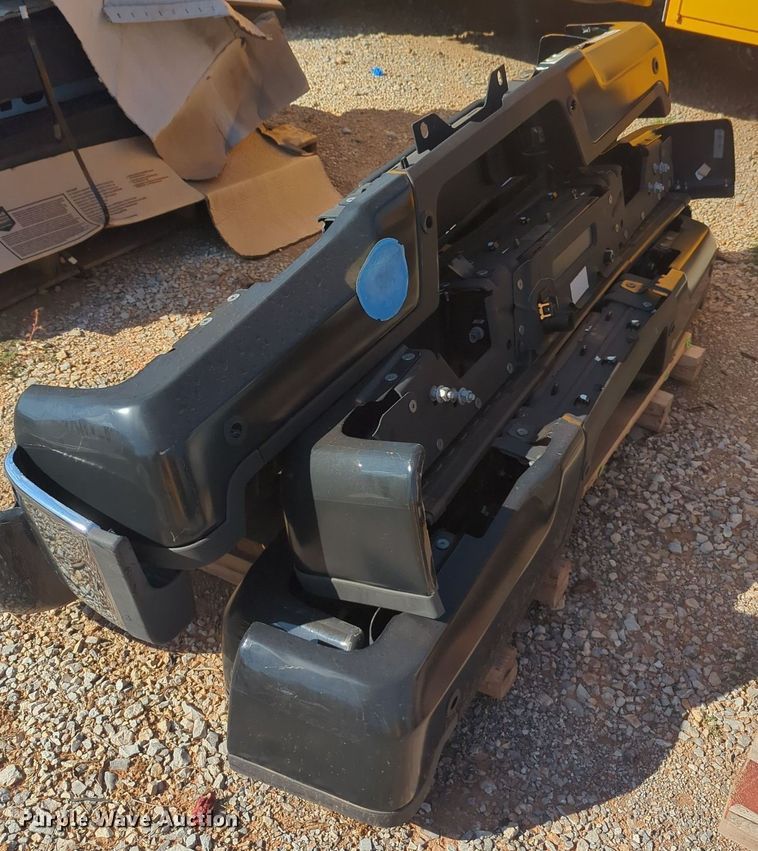 image for item MX9518 (6) Ford bumpers