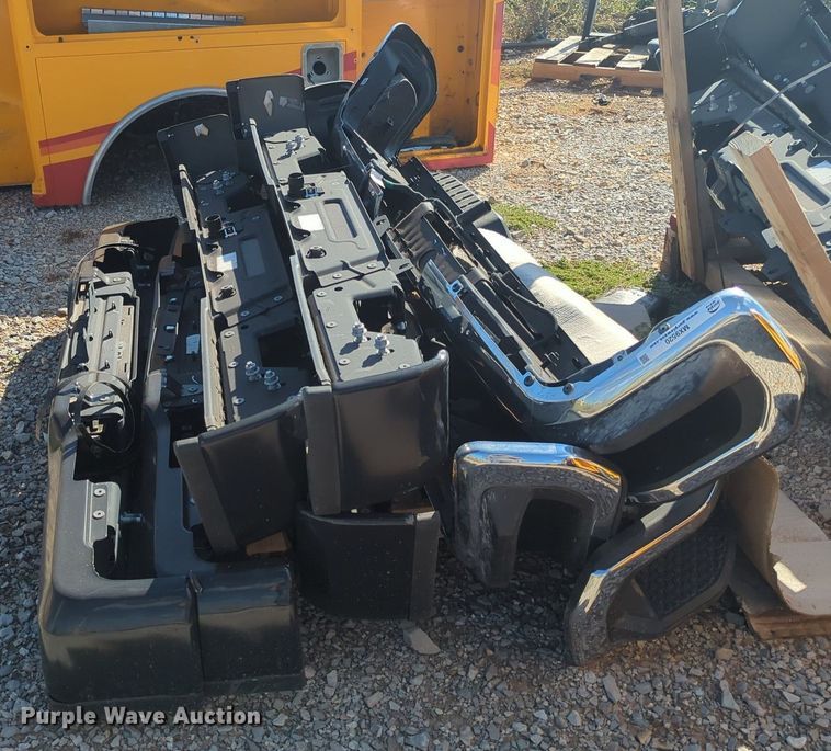 image for item MX9520 (8) bumpers