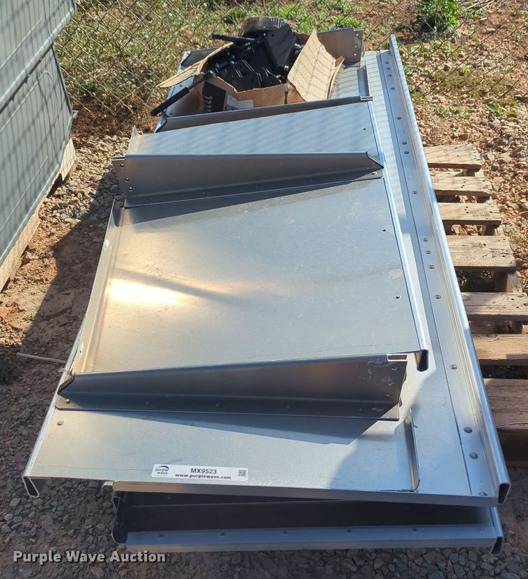 image for item MX9523 Shelves