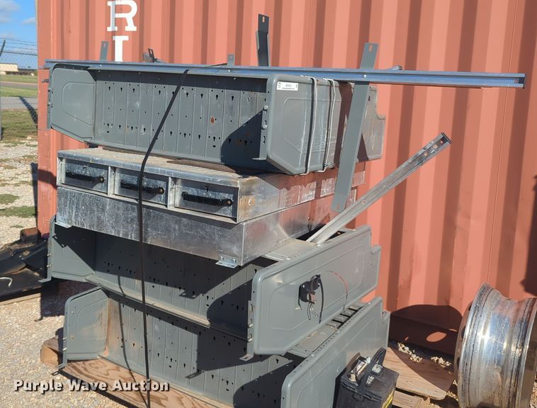 image for item MX9525 Automotive parts