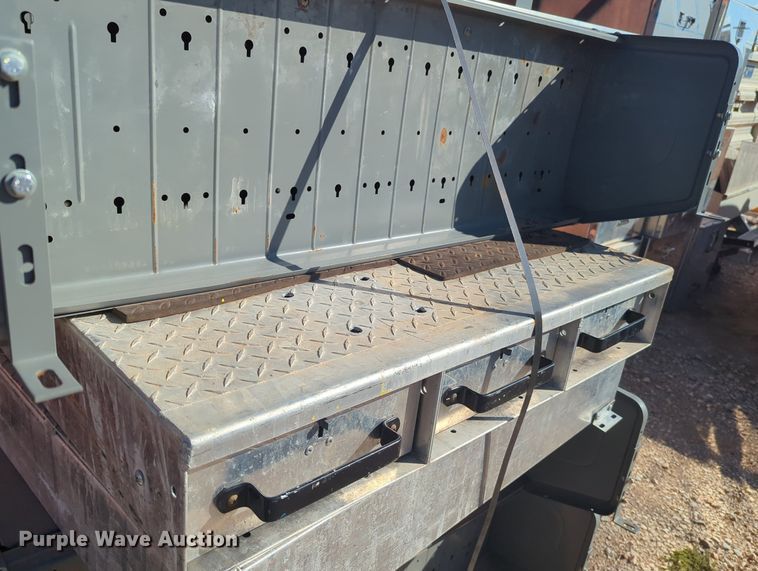 image for item MX9525 Automotive parts