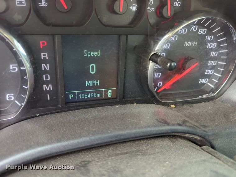 image for item MY9520 2015 Chevrolet Silverado 3500 HD  utility bed pickup truck