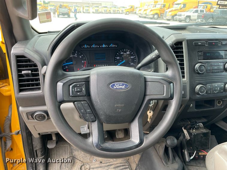 image for item MY9524 2017  Ford F350 Super Duty XL  utility bed pickup truck