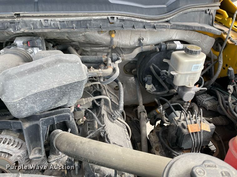 image for item MY9524 2017  Ford F350 Super Duty XL  utility bed pickup truck