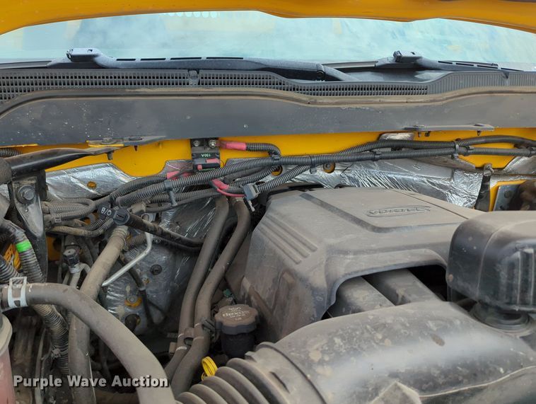 image for item MY9525 2017  Chevrolet Silverado 3500HD  utility bed pickup truck