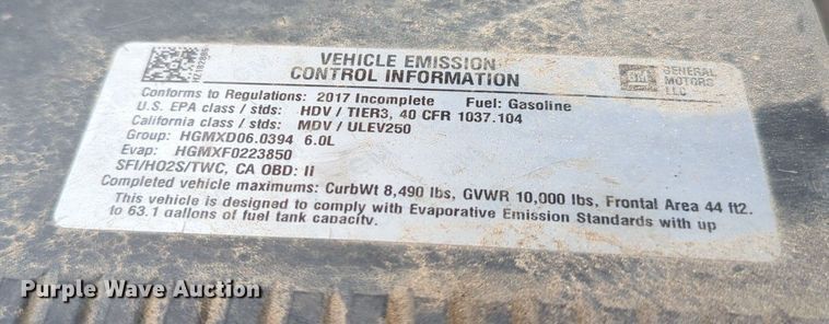 image for item MY9525 2017  Chevrolet Silverado 3500HD  utility bed pickup truck