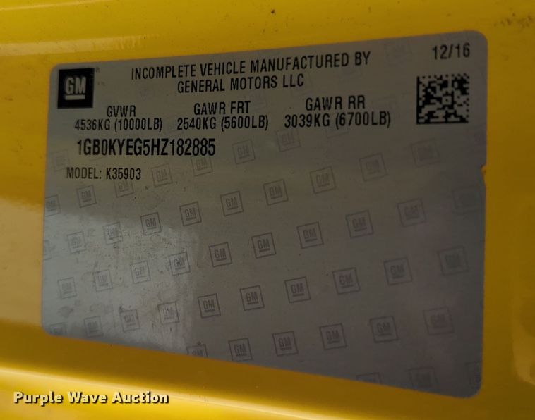 image for item MY9525 2017  Chevrolet Silverado 3500HD  utility bed pickup truck