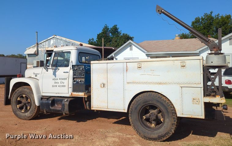 image for item MY9982 International Loadstar 1800 utility / service truck