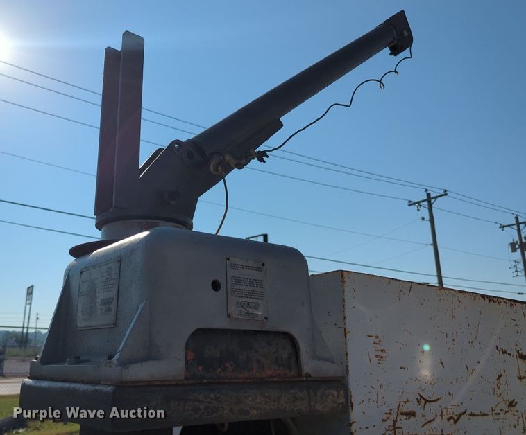 image for item MY9982 International Loadstar 1800 utility / service truck