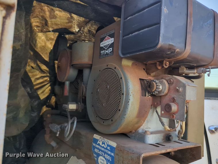 image for item MY9982 International Loadstar 1800 utility / service truck