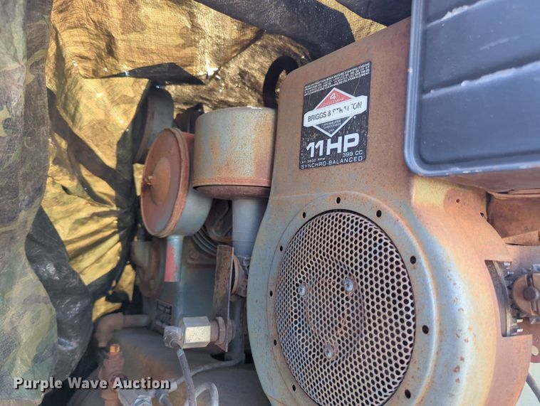 image for item MY9982 International Loadstar 1800 utility / service truck