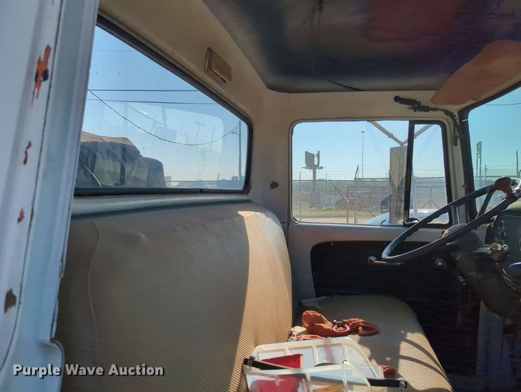 image for item MY9982 International Loadstar 1800 utility / service truck