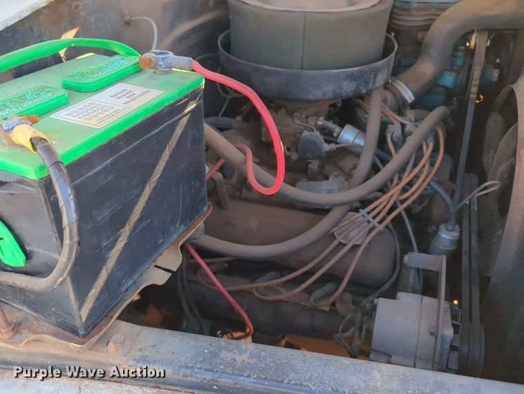 image for item MY9982 International Loadstar 1800 utility / service truck