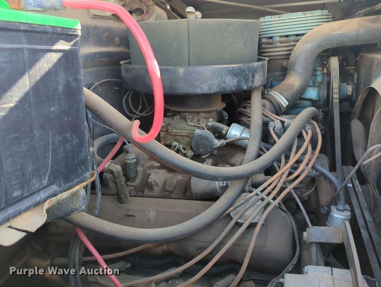 image for item MY9982 International Loadstar 1800 utility / service truck