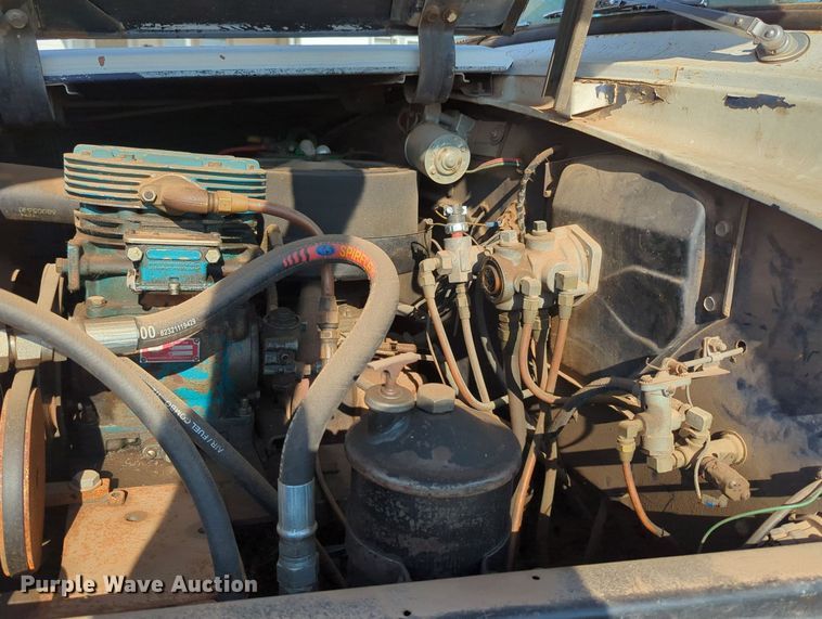 image for item MY9982 International Loadstar 1800 utility / service truck