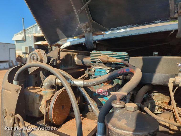 image for item MY9982 International Loadstar 1800 utility / service truck