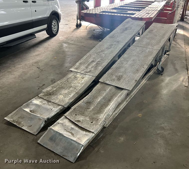 image for item NA9071 Chief EZ-Liner frame straightener