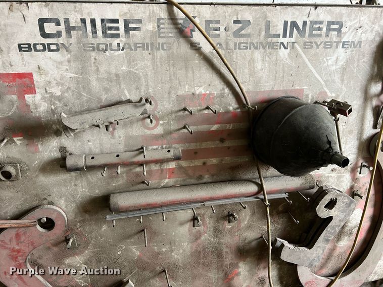 image for item NA9071 Chief EZ-Liner frame straightener