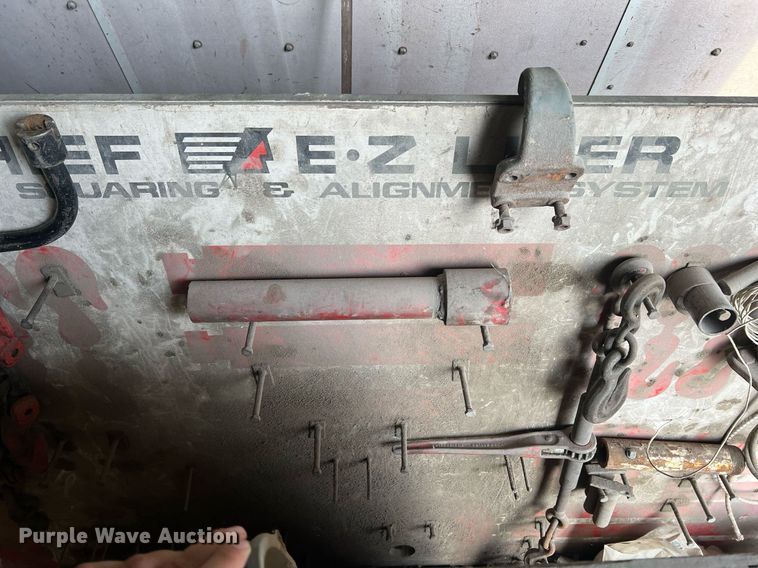 image for item NA9071 Chief EZ-Liner frame straightener