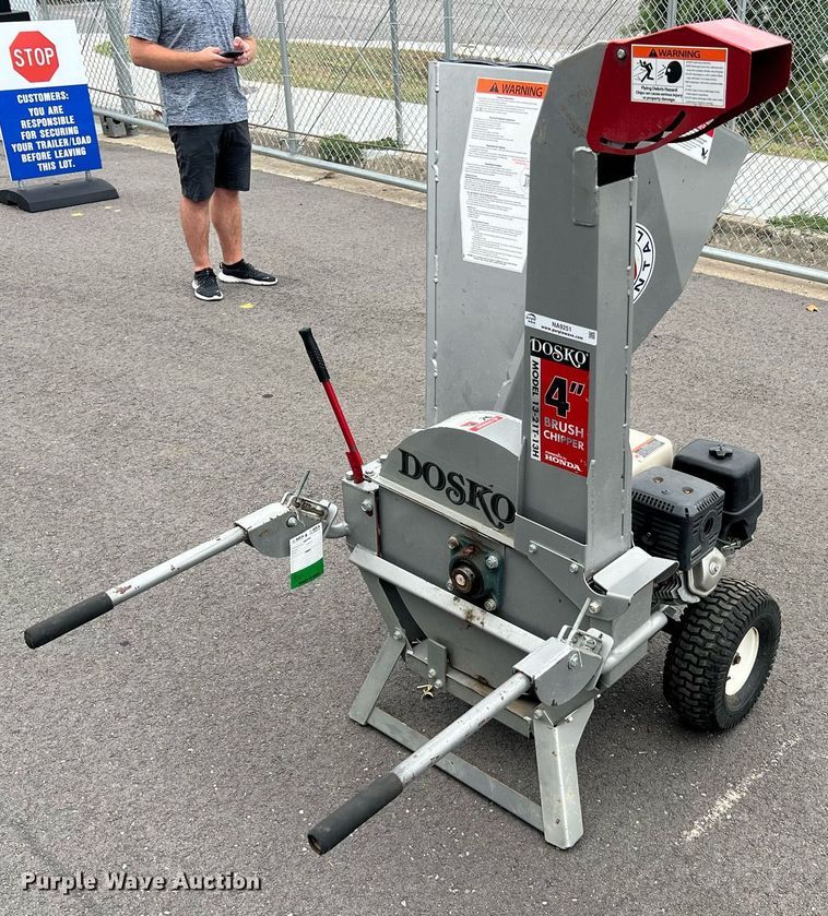 image for item NA9251 Dosko 13-21T-13H  wood chipper