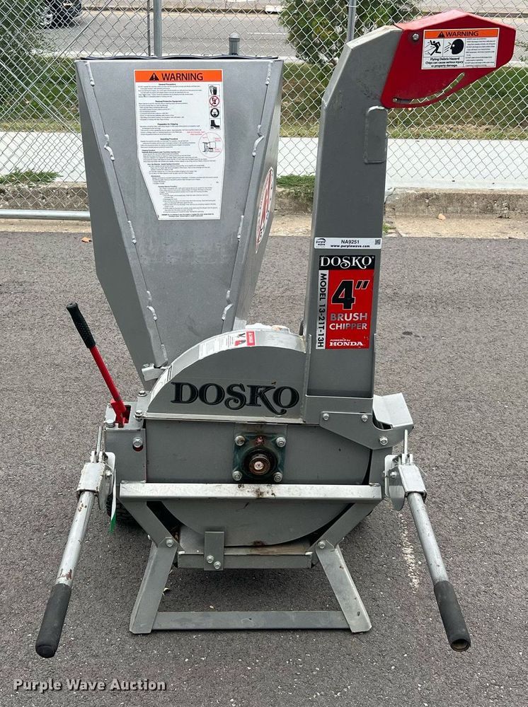 image for item NA9251 Dosko 13-21T-13H  wood chipper