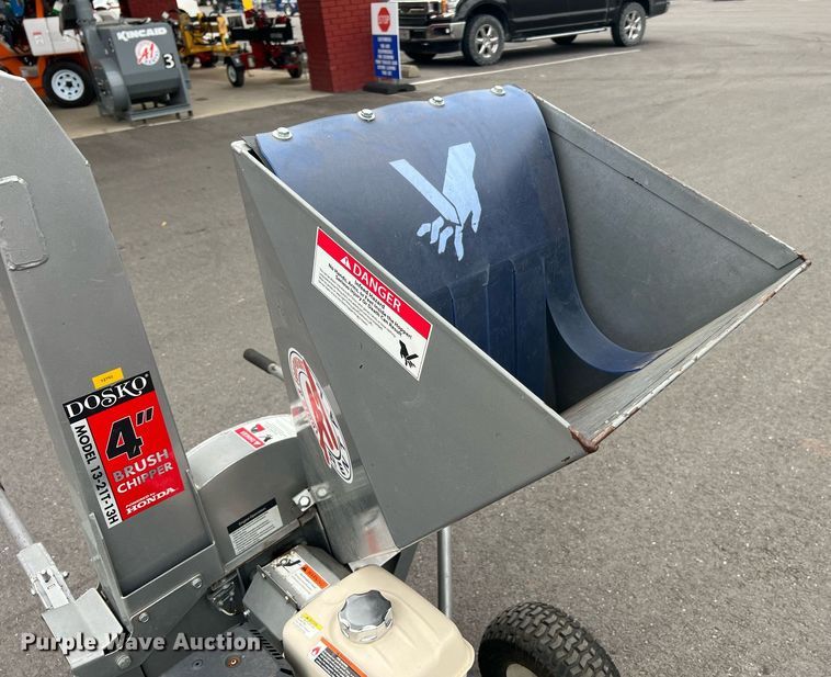 image for item NA9251 Dosko 13-21T-13H  wood chipper