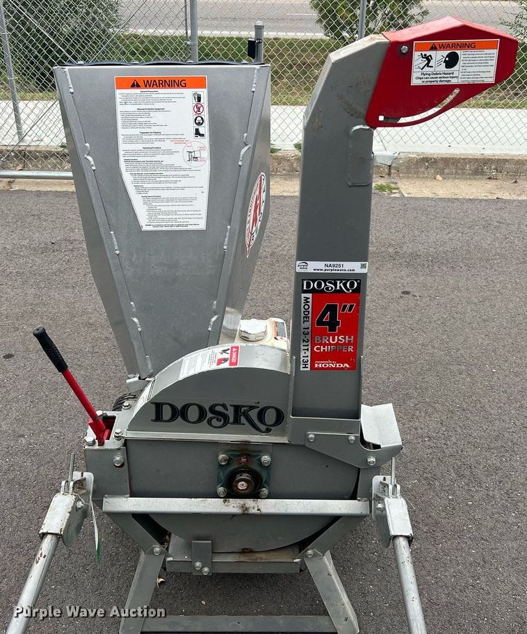 image for item NA9251 Dosko 13-21T-13H  wood chipper