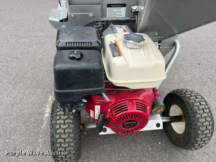 image for item NA9251 Dosko 13-21T-13H  wood chipper