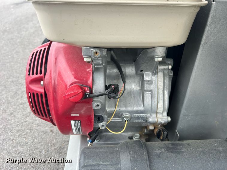 image for item NA9251 Dosko 13-21T-13H  wood chipper