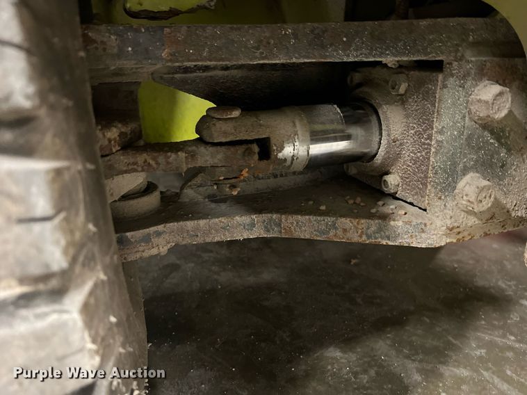 image for item NA9254 1994 Clark GPS15 forklift