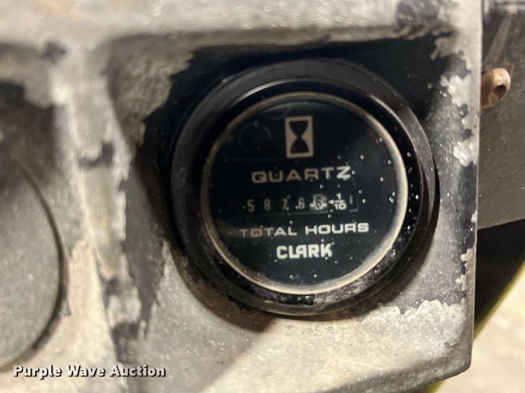 image for item NA9254 1994 Clark GPS15 forklift