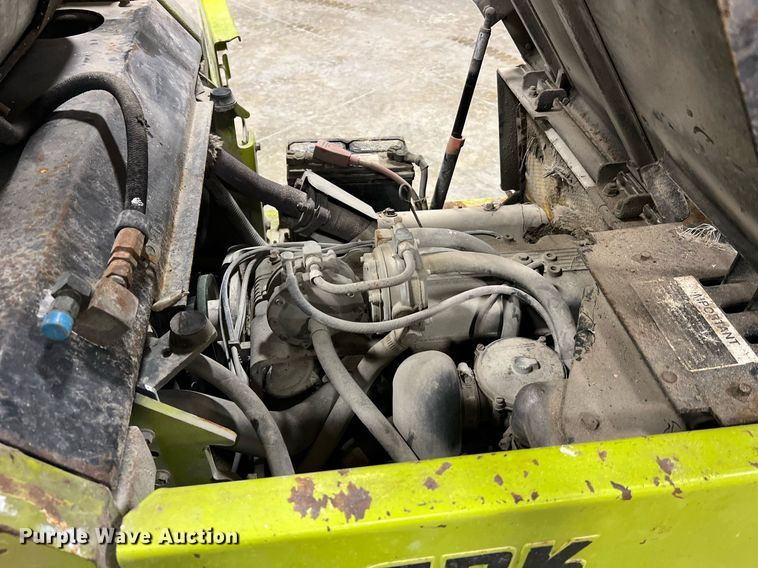 image for item NA9254 1994 Clark GPS15 forklift