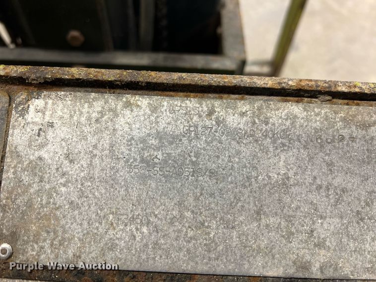 image for item NA9254 1994 Clark GPS15 forklift