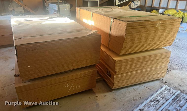 image for item NA9272 (4) bundles of veneer particle board