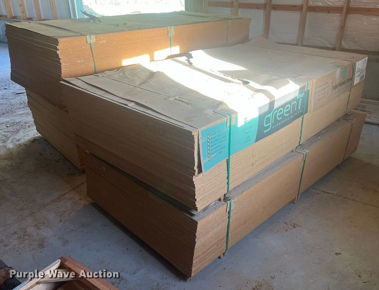image for item NA9272 (4) bundles of veneer particle board