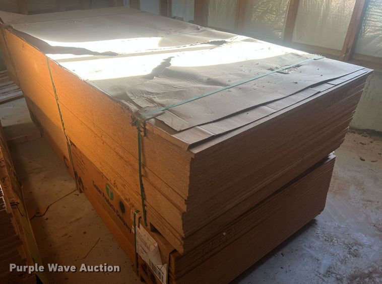 image for item NA9272 (4) bundles of veneer particle board