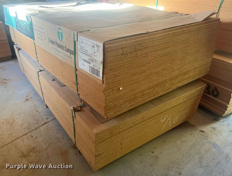 image for item NA9272 (4) bundles of veneer particle board