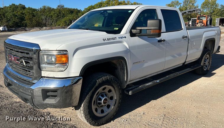 image for item NA9278 2016 GMC Sierra 3500HD Crew Cab pickup truck