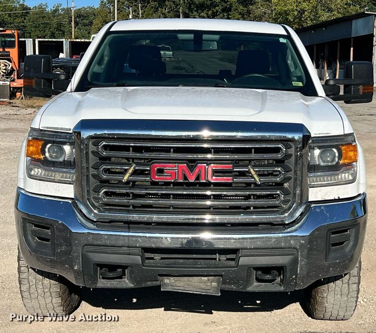 image for item NA9278 2016 GMC Sierra 3500HD Crew Cab pickup truck