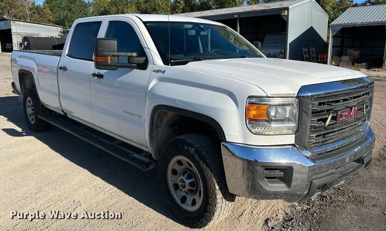 image for item NA9278 2016 GMC Sierra 3500HD Crew Cab pickup truck