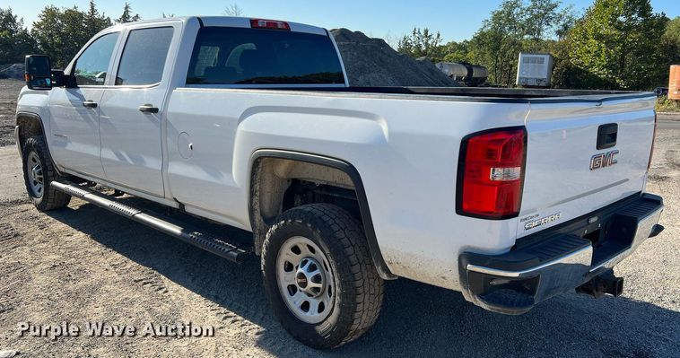 image for item NA9278 2016 GMC Sierra 3500HD Crew Cab pickup truck