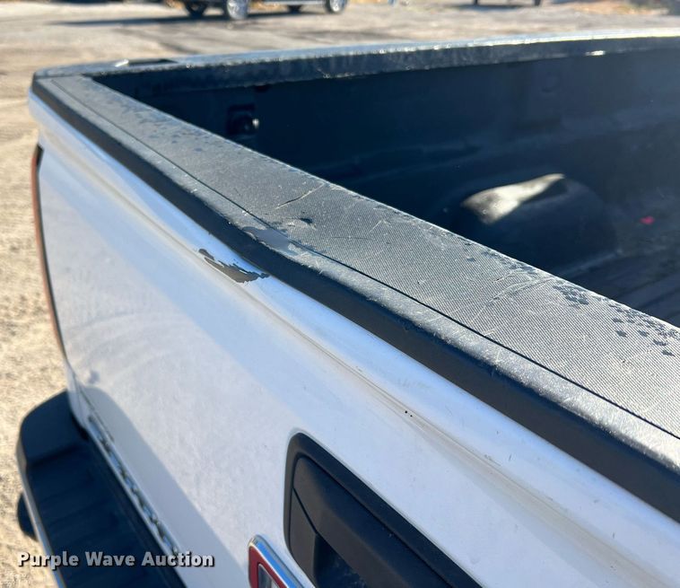 image for item NA9278 2016 GMC Sierra 3500HD Crew Cab pickup truck